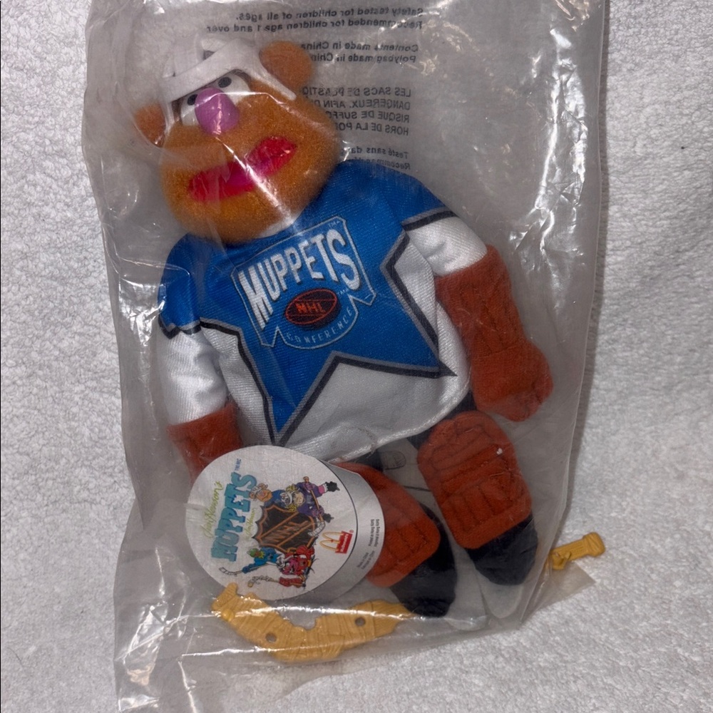 Muppets 10" NHL Fozzie Bear Plush Toy McDonalds Doll 1995 new hockey